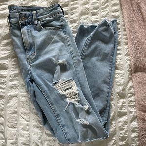 american eagle light wash jeans
